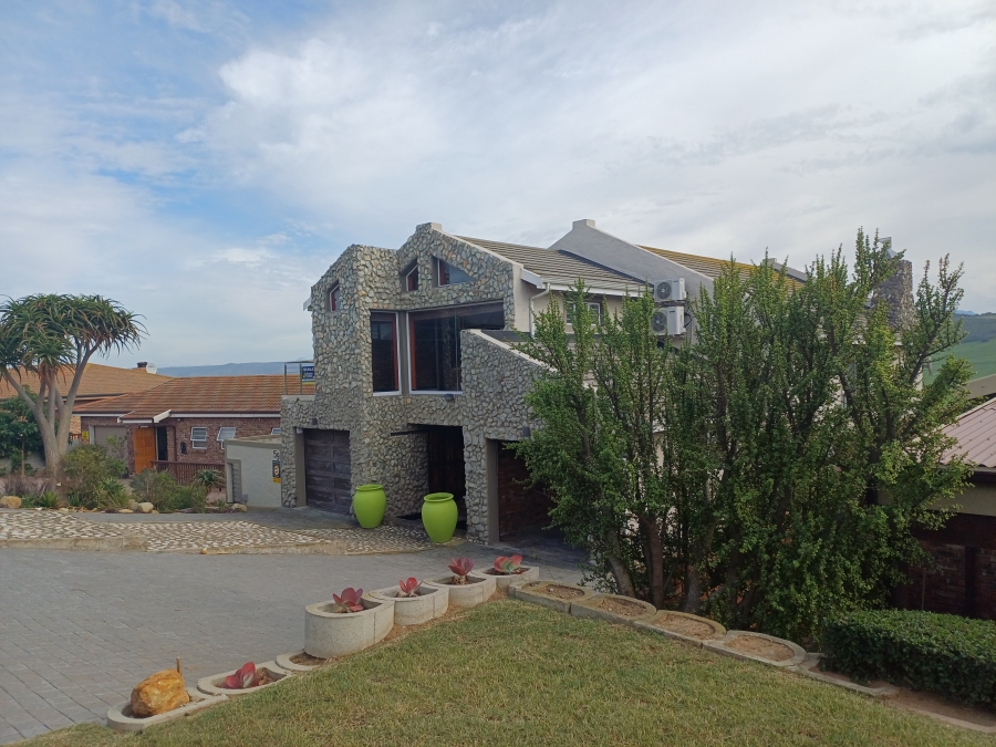 3 Bedroom Property for Sale in Reebok Western Cape